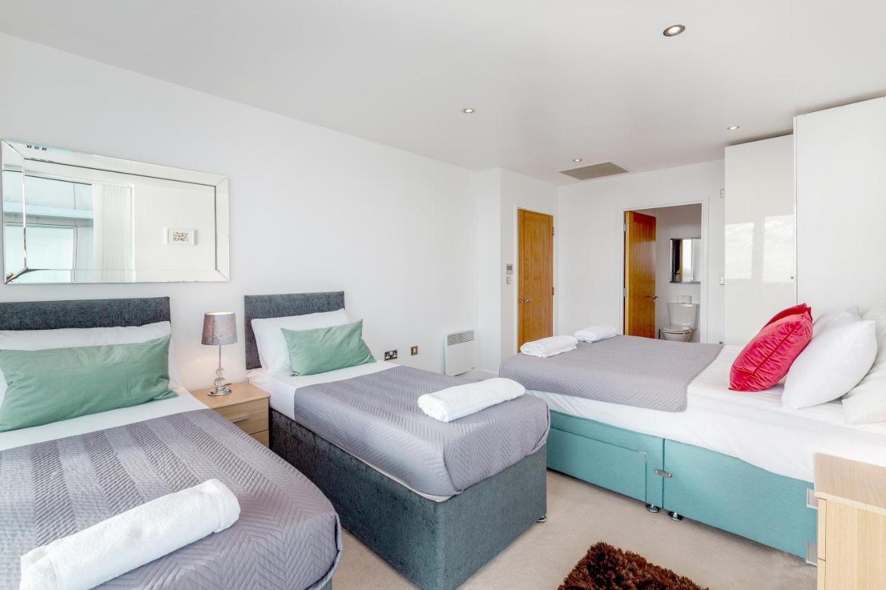 Premium Excel 3 & 2 Bedrooms London Exteriör bild