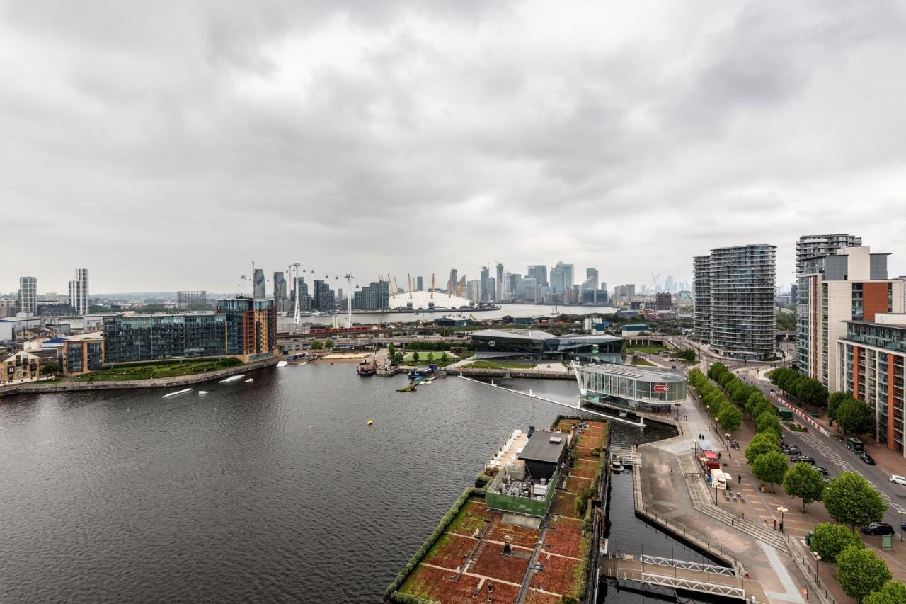 Premium Excel 3 & 2 Bedrooms London Exteriör bild