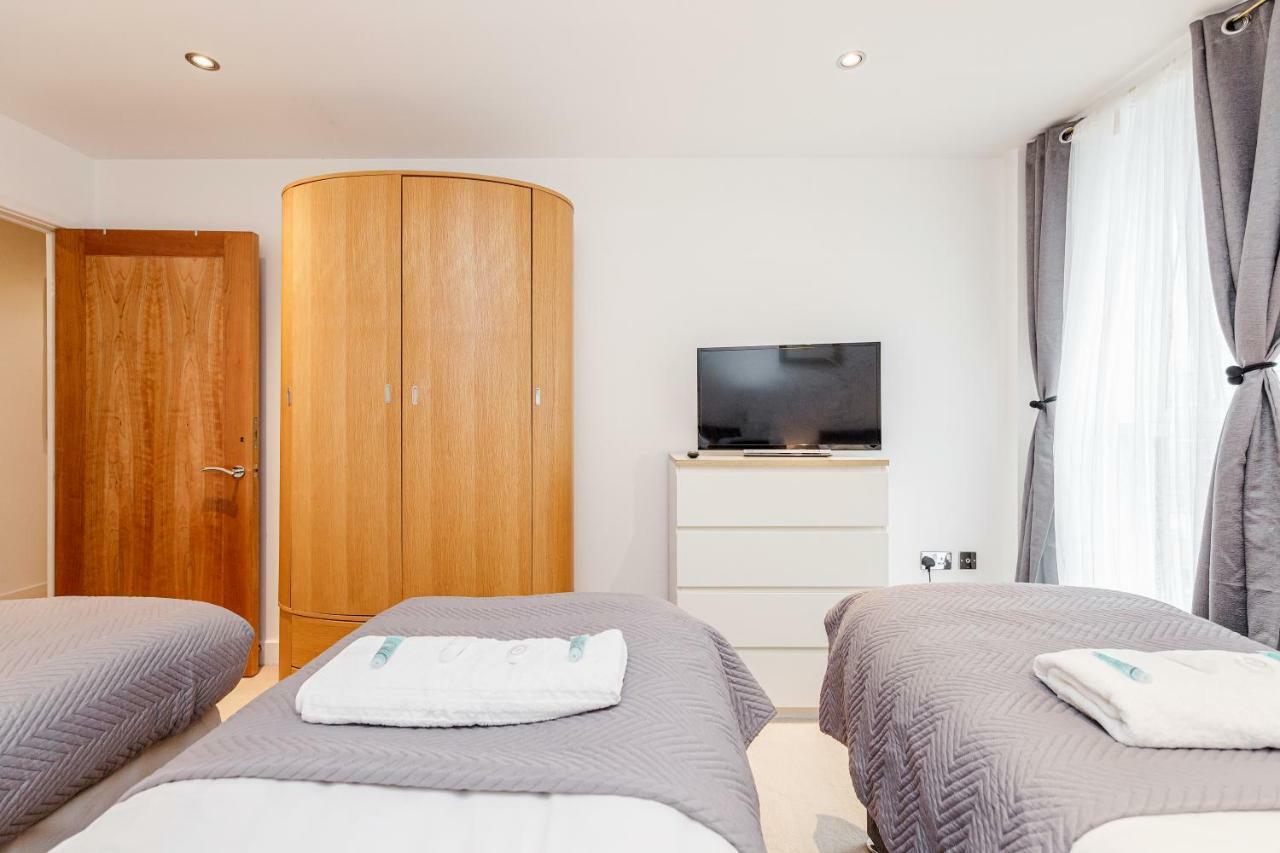 Premium Excel 3 & 2 Bedrooms London Exteriör bild